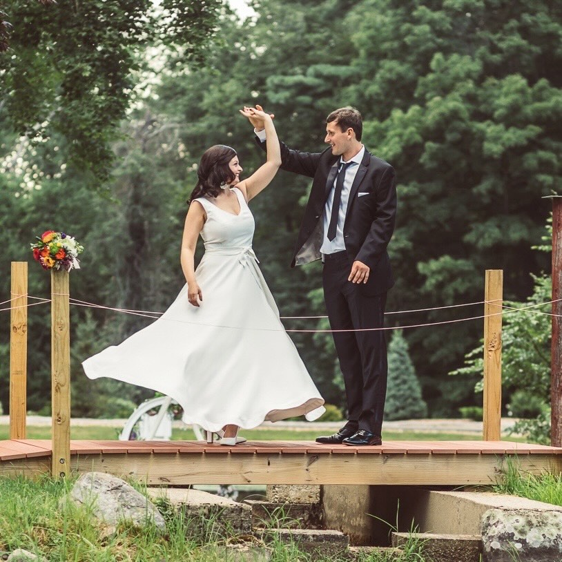 couple dancing